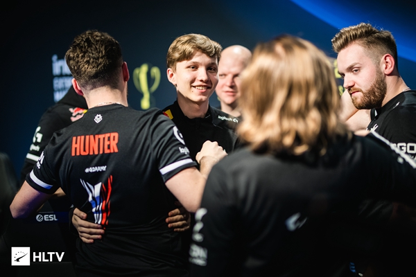 LPL历史第一次有两支全华班打进MSI